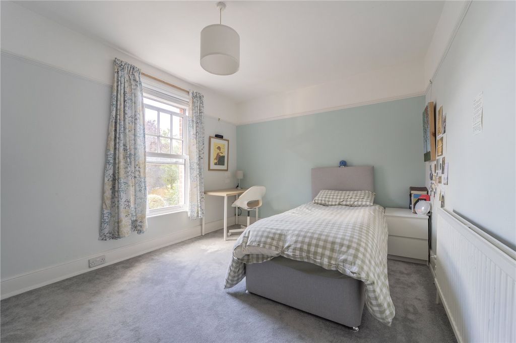 Additional image 13 of 5 bed semi-detached house for saleCharlton Road, Southampton, Hampshire SO15