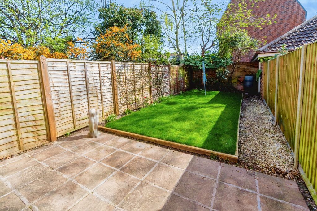 Additional image 2 of 3 bed terraced house for saleAvro Close, Regents Park, Southampton, Hampshire SO15