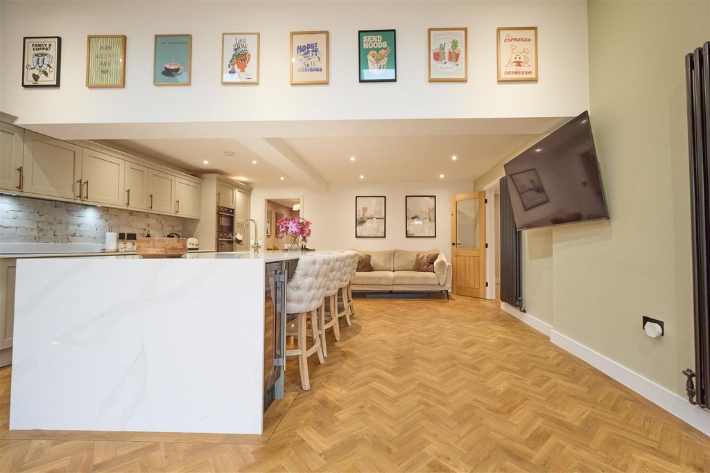 Additional image 10 of 4 bed detached house for saleSaddlers Close, Burbage, Hinckley LE10