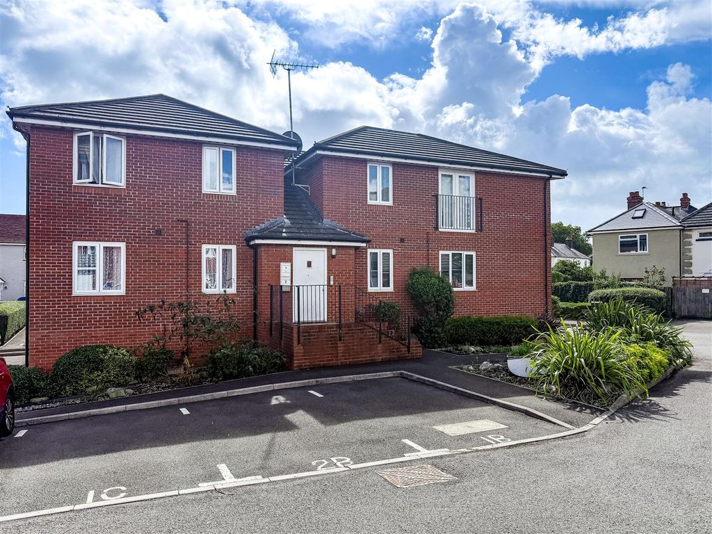 Additional image 12 of 2 bed flat for saleCambrai Close, Portsmouth PO3