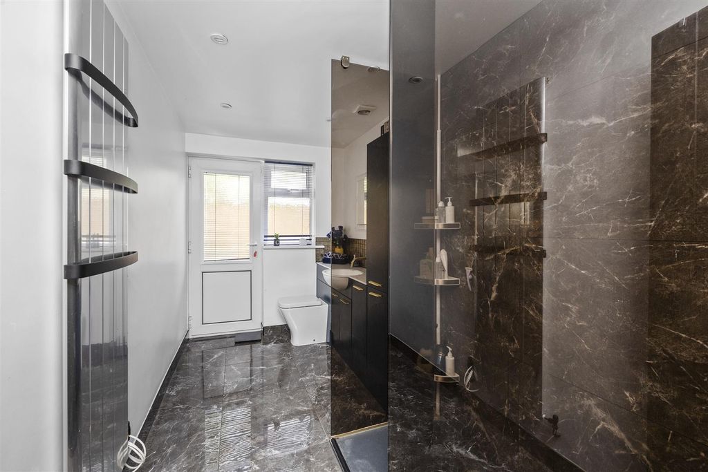 Additional image 11 of 5 bed detached house for saleMill Lane, Worthing BN13
