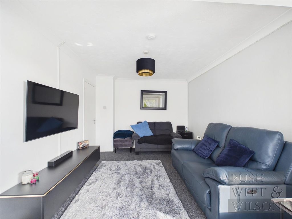 Additional image 4 of 2 bed flat for saleCoghurst Road, Hastings TN35