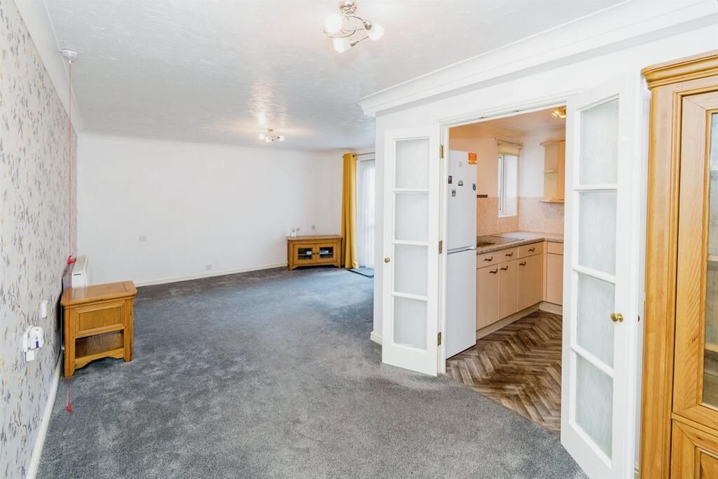Additional image 4 of 1 bed flat for saleOakley Road, Southampton SO16