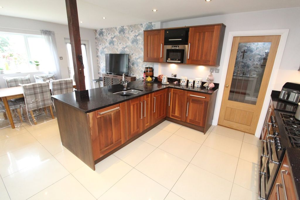 Additional image 9 of 6 bed detached house for saleDunton Road, Broughton Astley, Leicester LE9