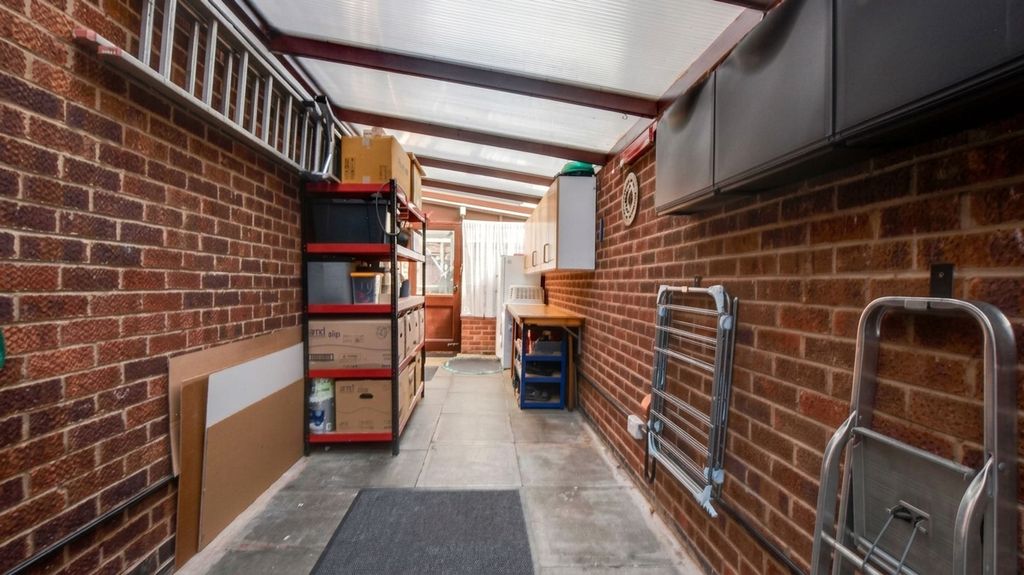 Additional image 32 of 3 bed semi-detached house for saleCoombe Rise, Oadby, Leicester LE2