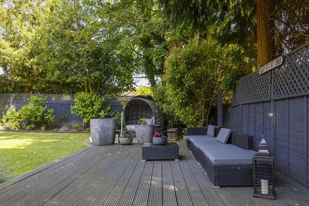 Additional image 28 of 4 bed detached house for saleSchool Road, Windlesham GU20