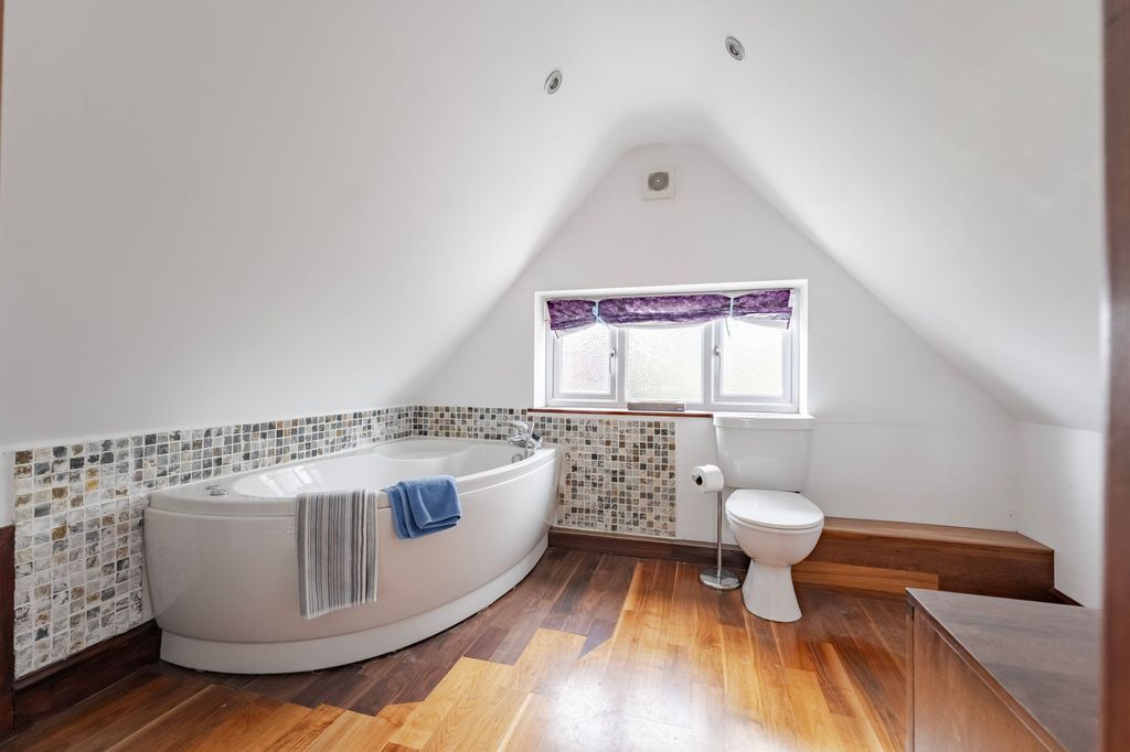 Additional image 16 of 4 bed detached bungalow for saleBellrope Lane, Wymondham NR18