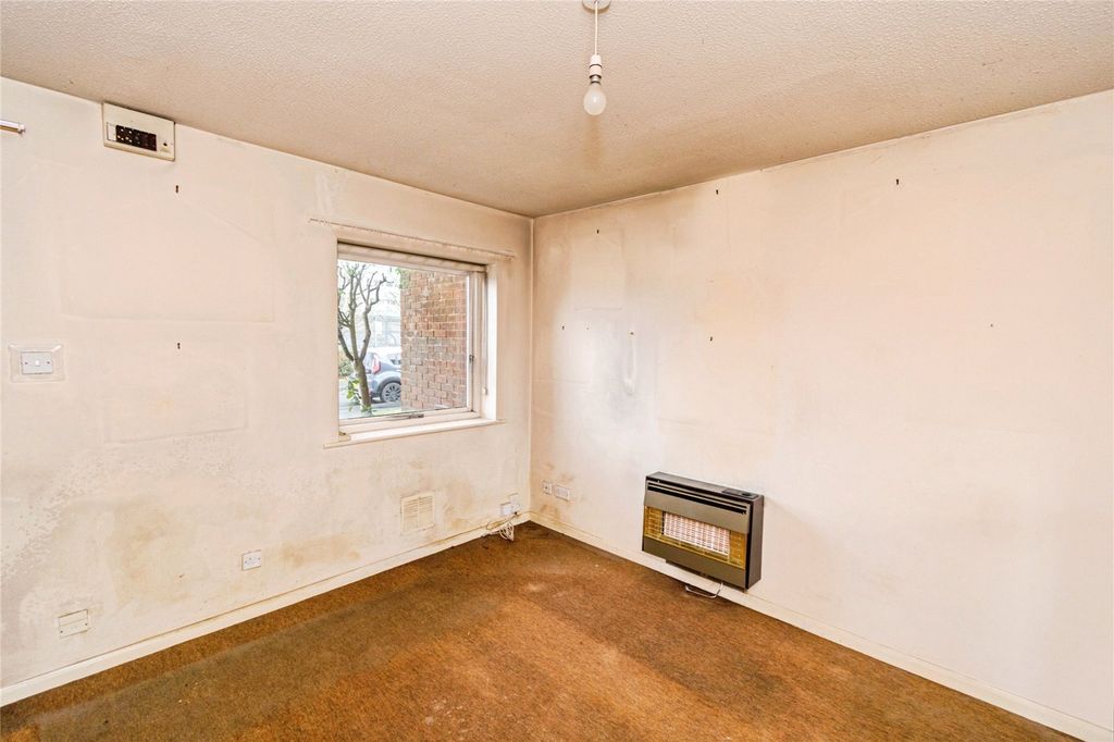 Additional image 6 of 1 bed terraced house for saleCharmouth Terrace, Irving Road, Southampton, Hampshire SO16
