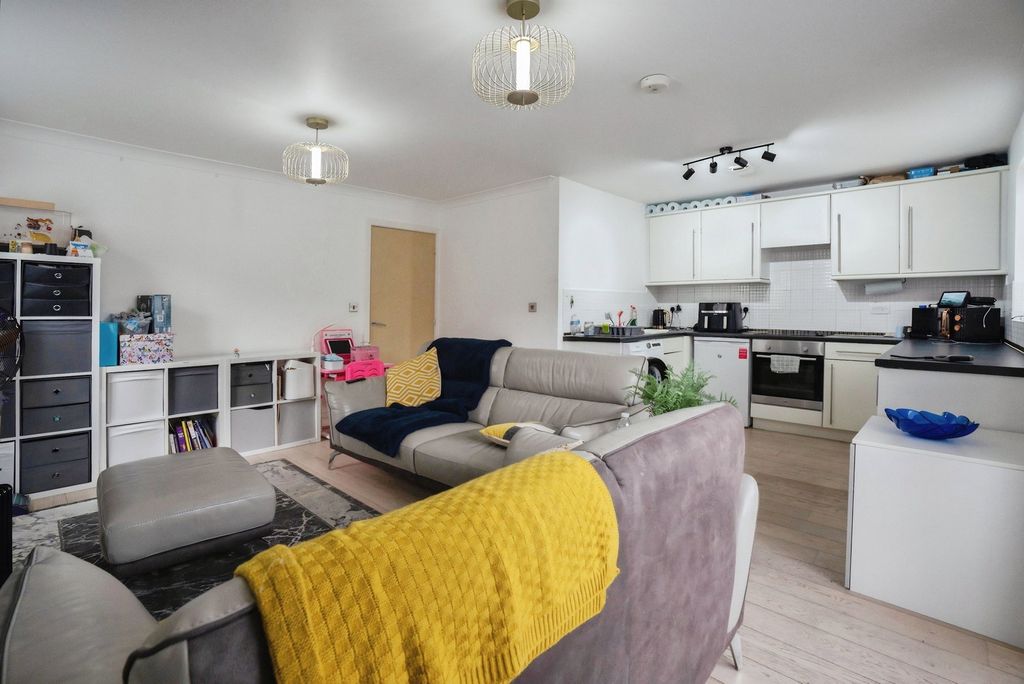 Additional image 4 of 2 bed flat for saleRivenmill Close, Widnes WA8