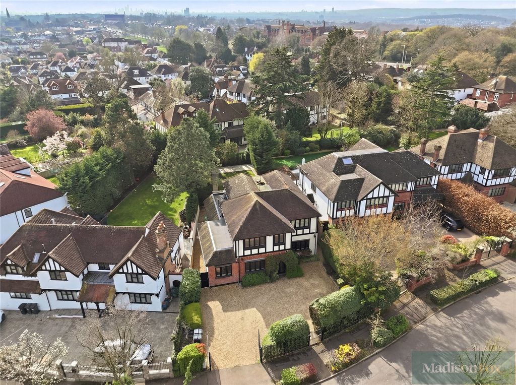 Additional image 41 of 5 bed detached house for saleWoodland Way, Woodford Green IG8