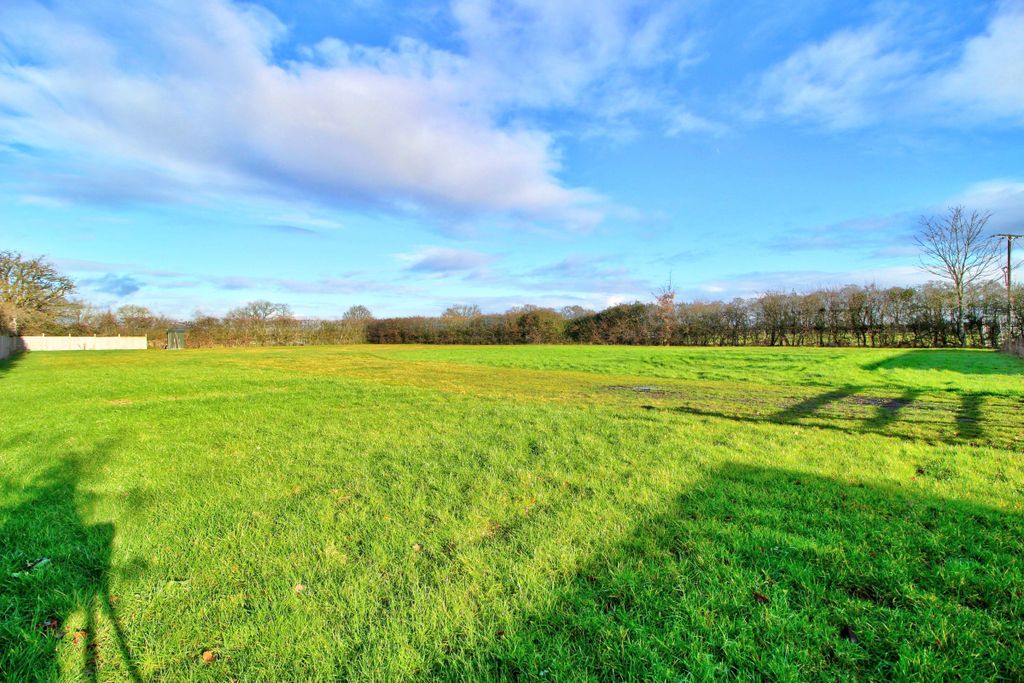 Additional image 36 of 6 bed detached house for saleThe Vale, Wokingham RG40