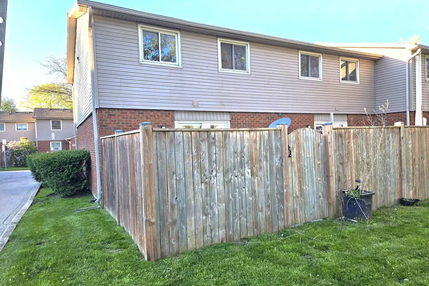 Additional image 3 of 1330 Jalna Boulevard 154