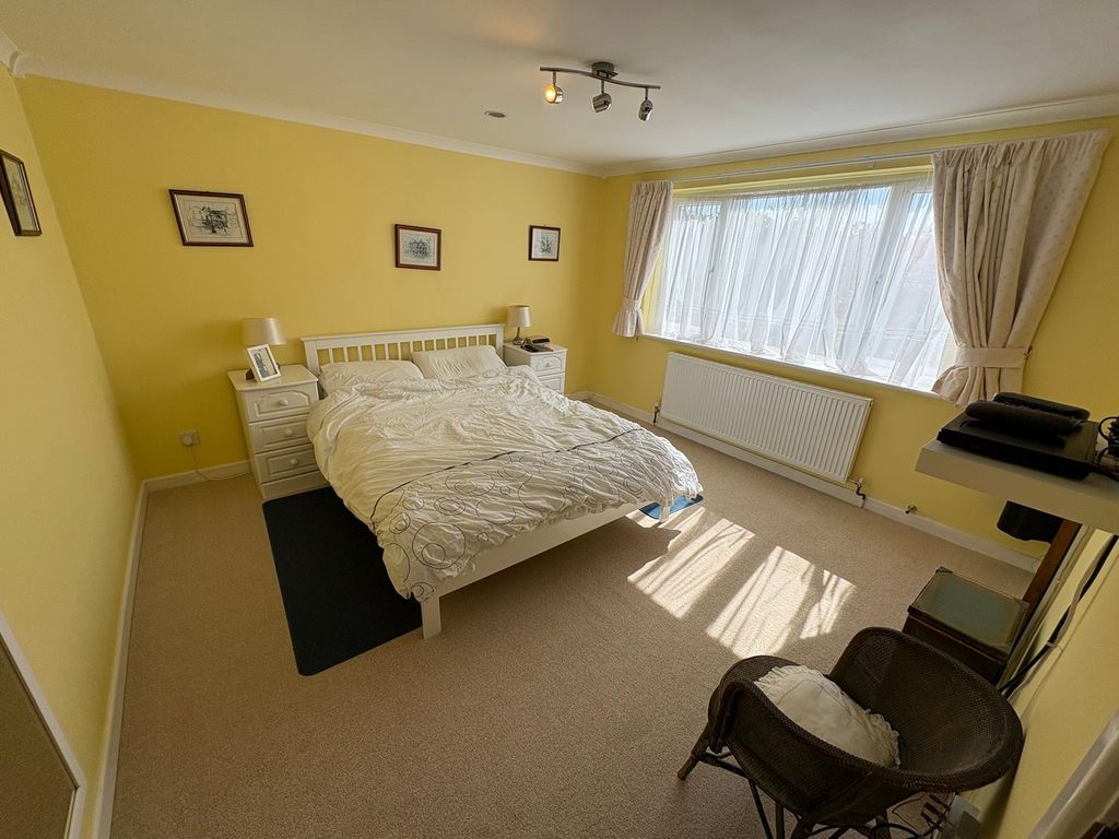 Additional image 4 of 3 bed detached bungalow for saleUnderwood Crescent, Sapcote, Leicester LE9