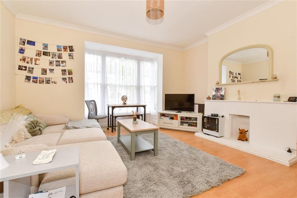 1 bed flat for saleCarisbrooke Road, Newport, Isle Of Wight PO30