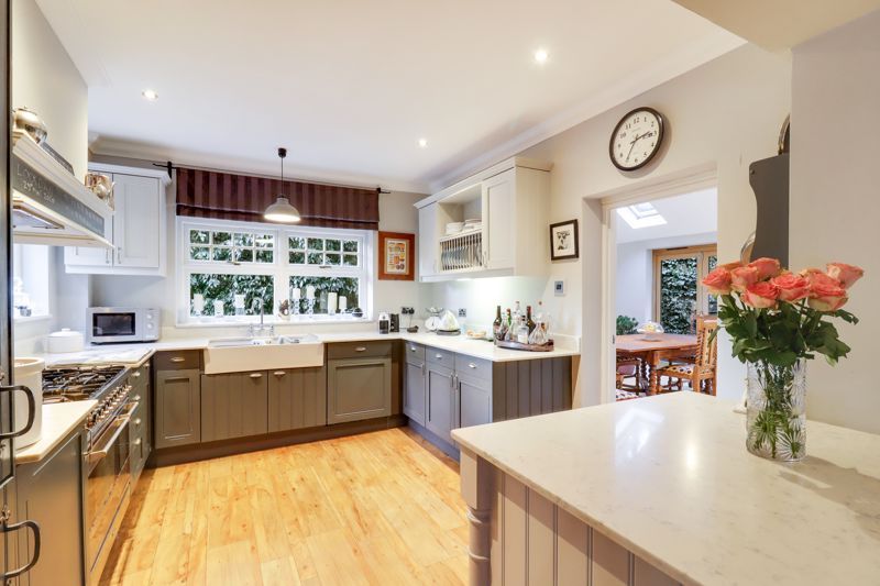 Additional image 8 of 4 bed property for saleSnows Ride, Windlesham GU20