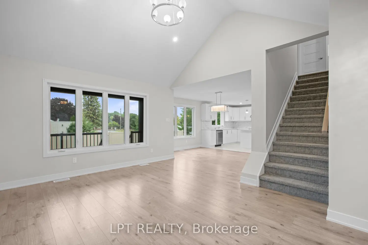 Additional image 6 of 936 Katia Street