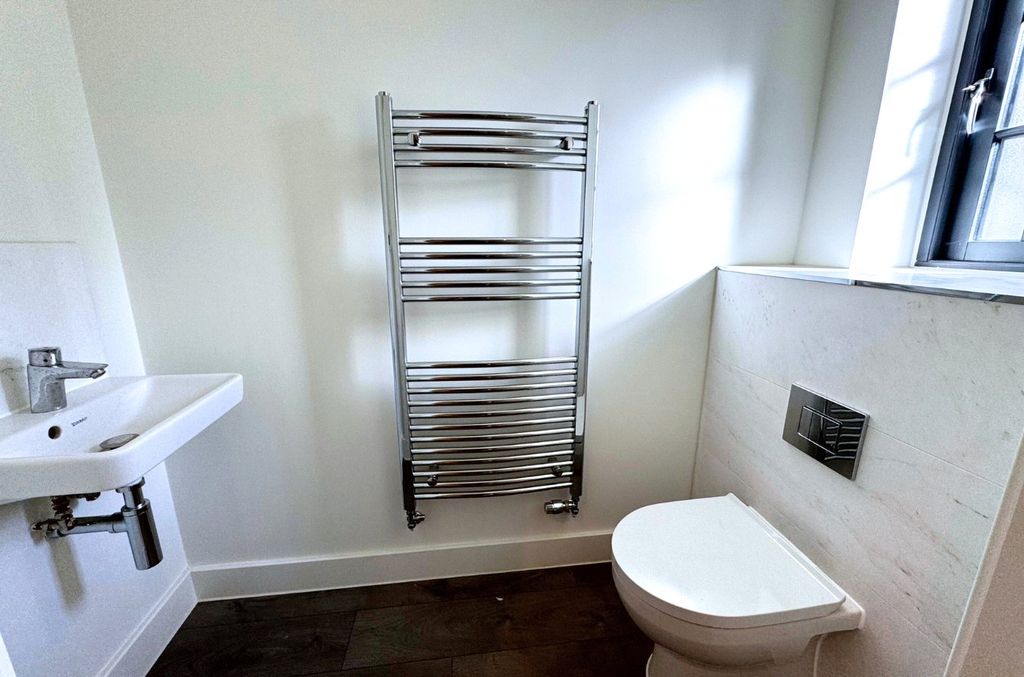 Additional image 7 of 3 bed semi-detached house for saleKing Alfreds Drive, Wincanton, Somerset BA9