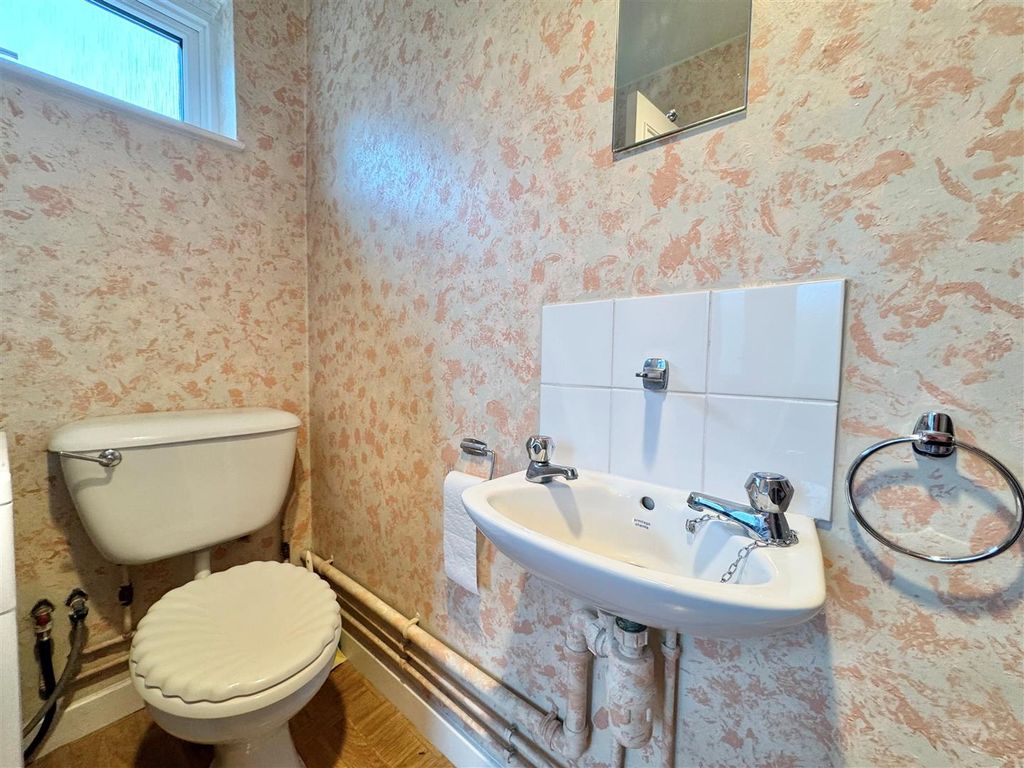 Additional image 11 of 2 bed flat for saleFulshaw Court, Wilmslow SK9
