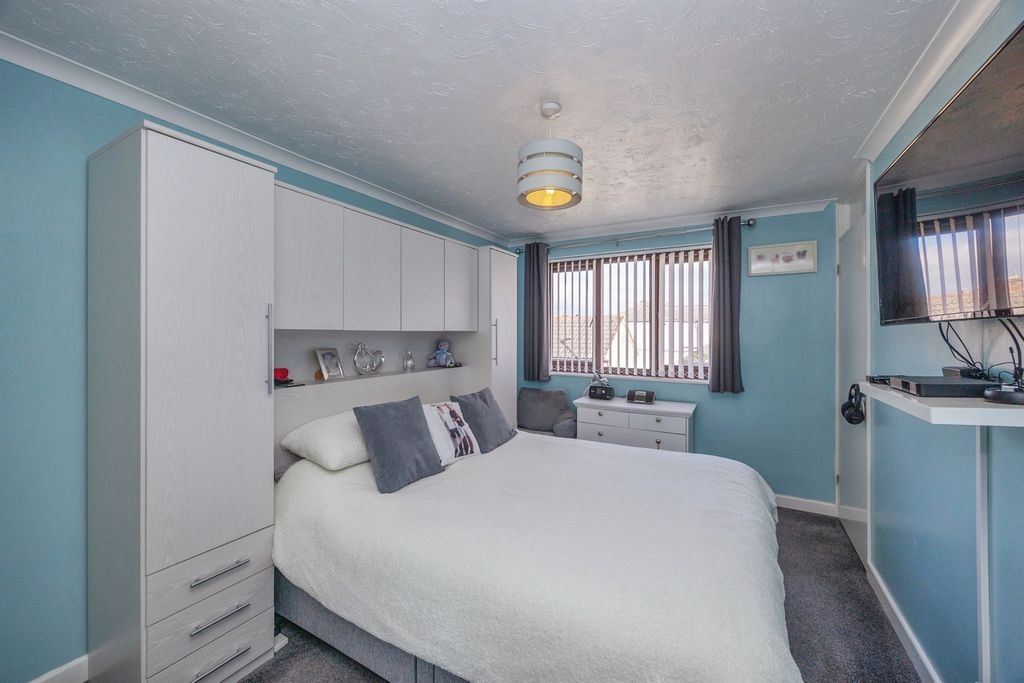 Additional image 9 of 1 bed flat for saleOld Canal, Southsea PO4