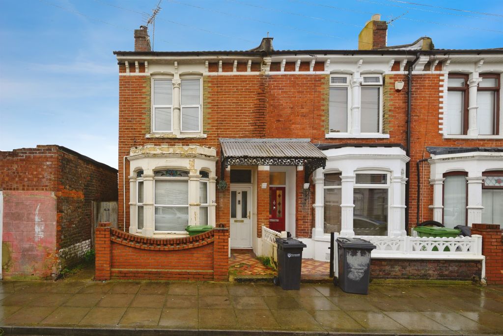3 bed terraced house for saleFuntington Road, Portsmouth PO2