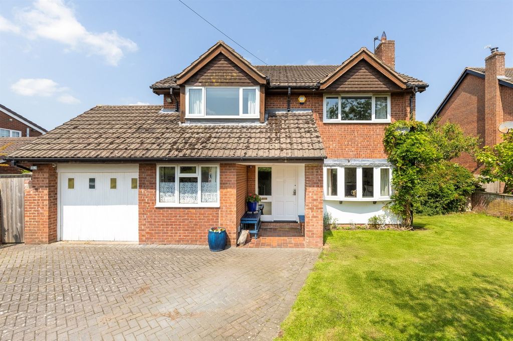 Additional image 2 of 4 bed property for saleMoors Lane, Winsford CW7