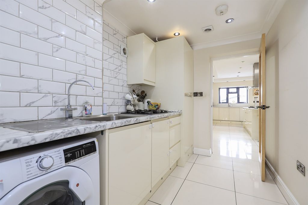 Additional image 7 of 4 bed semi-detached house for saleHonor Avenue, Goldthorn Park, Wolverhampton WV4
