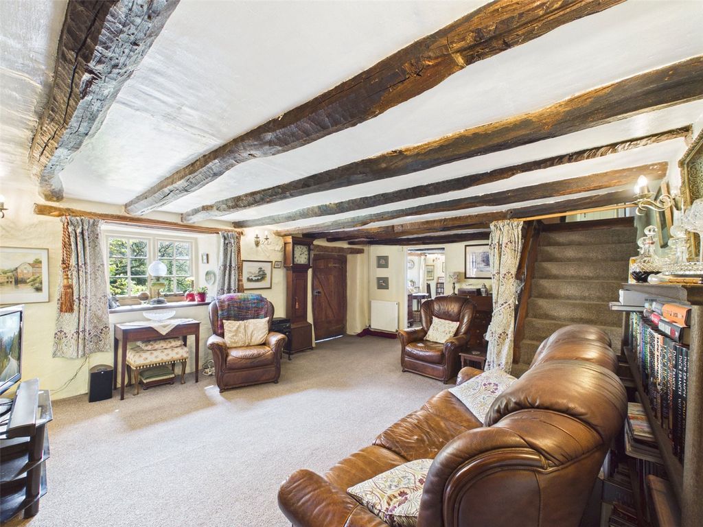 4 bed cottage for saleWinkleigh, Devon EX19 photo 5