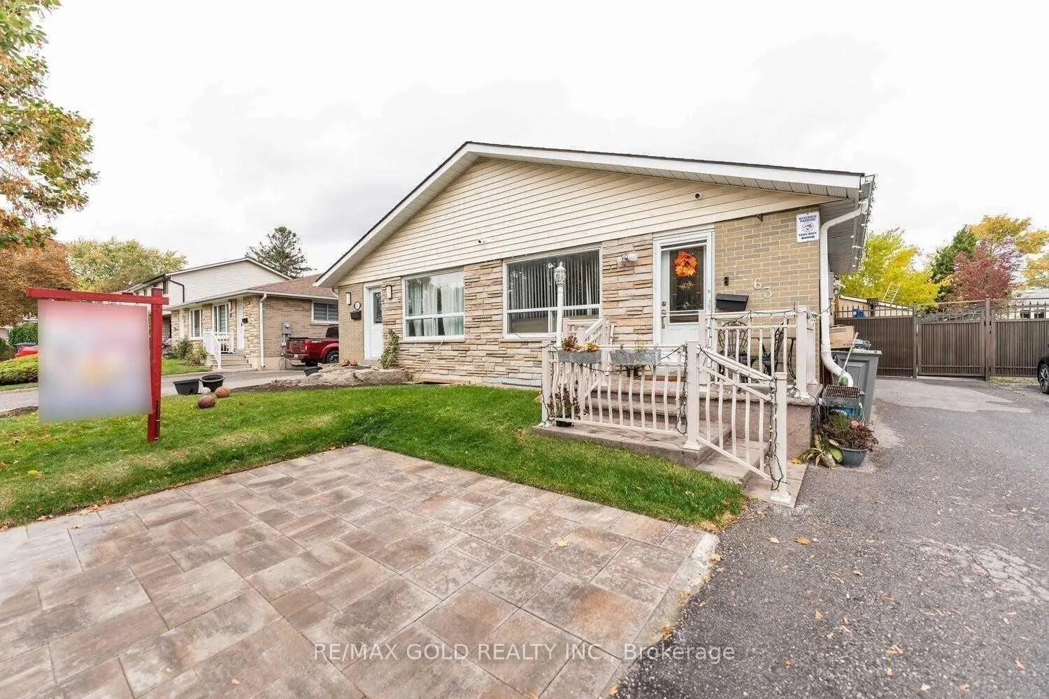 63 Newstead Crescent