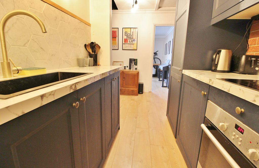 Additional image 7 of 1 bed flat for saleNelson Road, Southsea PO5