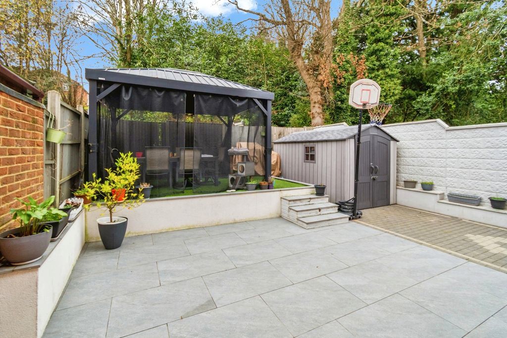Additional image 4 of 3 bed semi-detached house for saleOsborne Road South, Southampton, Hampshire SO17