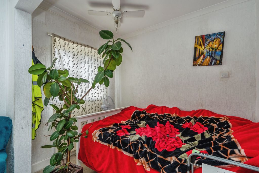 Additional image 13 of 2 bed detached bungalow for saleBridges Avenue, Portsmouth PO6