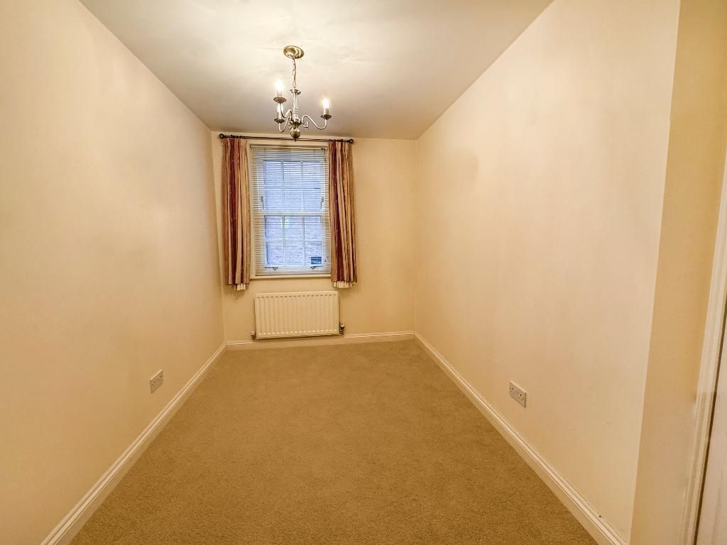 Additional image 10 of 2 bed flat for saleWell Lane, Rothwell NN14