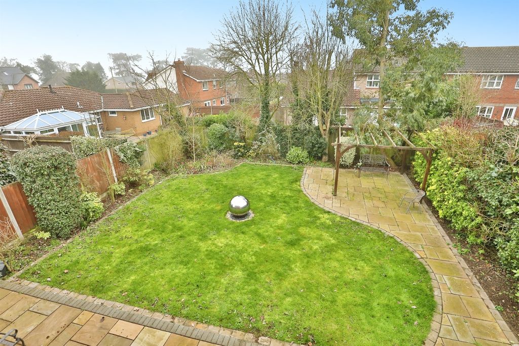 Additional image 17 of 4 bed detached house for saleBarnham Broom Road, Wymondham NR18
