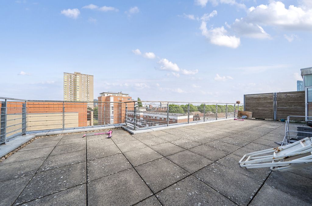 Additional image 9 of 2 bed flat for saleCross Street, Portsmouth PO1