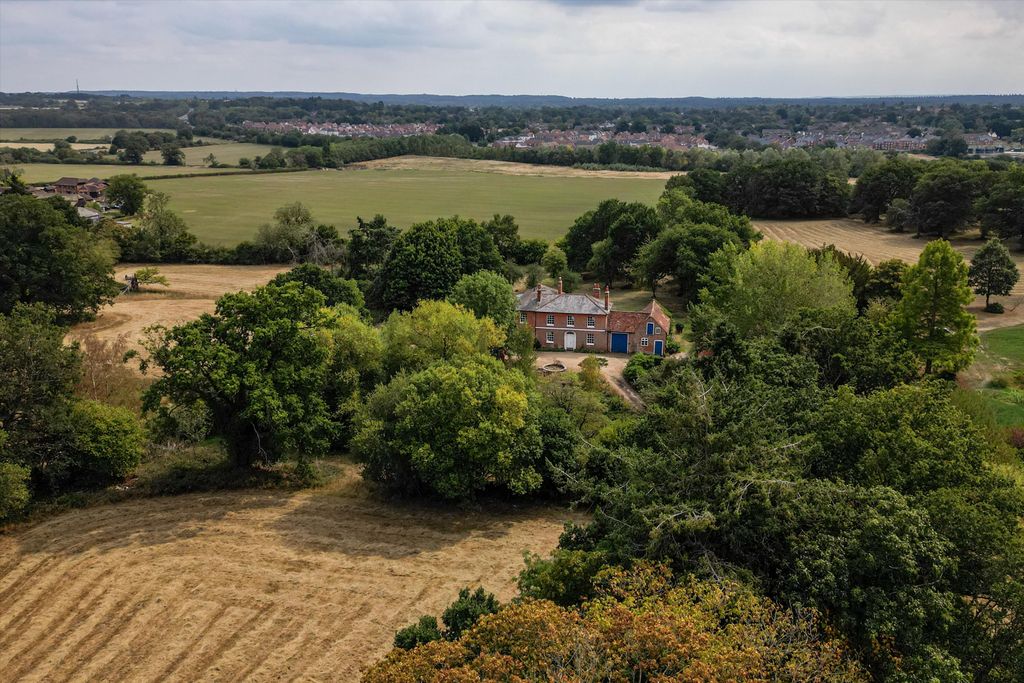Additional image 5 of 5 bed detached house for saleForest Road, Wokingham, Berkshire RG40