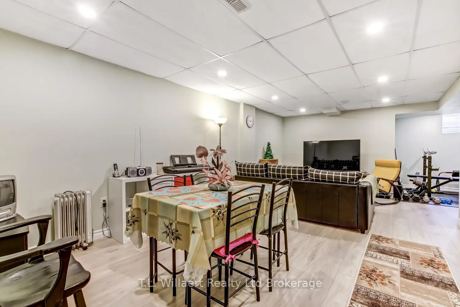 Additional image 11 of 42 Seaton Crescent