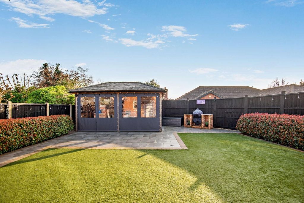 Additional image 22 of 4 bed detached house for saleJunction Road, Ashford TW15