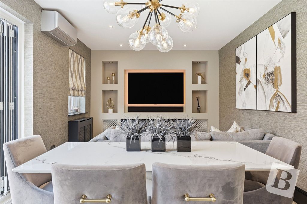 Additional image 33 of 5 bed detached house for saleAdams Croft, Witham, Essex CM8