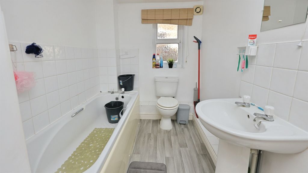 Additional image 8 of 2 bed flat for saleCaddow Road, Norwich NR5