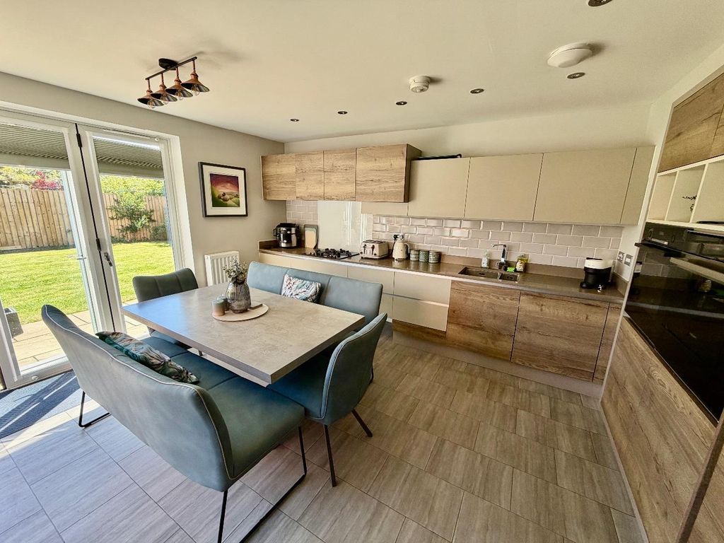 Additional image 6 of 4 bed detached house for saleLinden Crescent, Yarm TS15