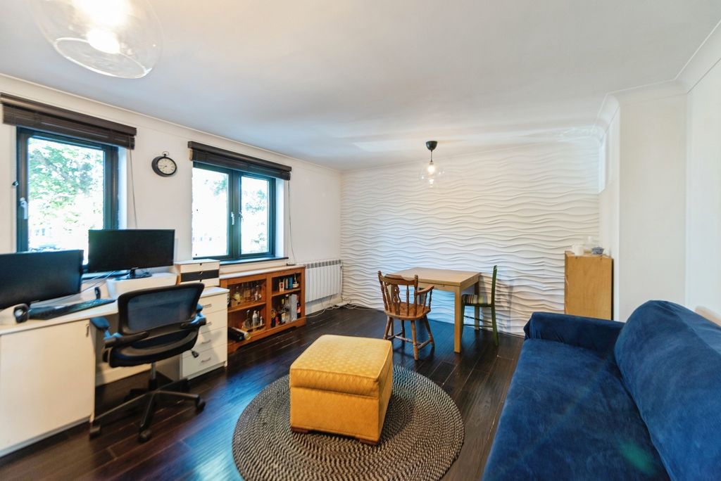 2 bed flat for saleTwin Oaks, 306A Spring Road, Southampton, Hampshire SO19 photo 2