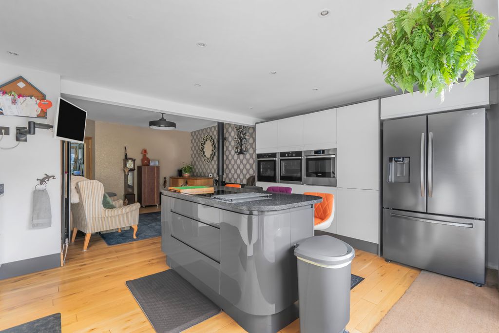 Additional image 5 of 3 bed detached bungalow for saleHomefield Road, Drayton, Portsmouth PO6