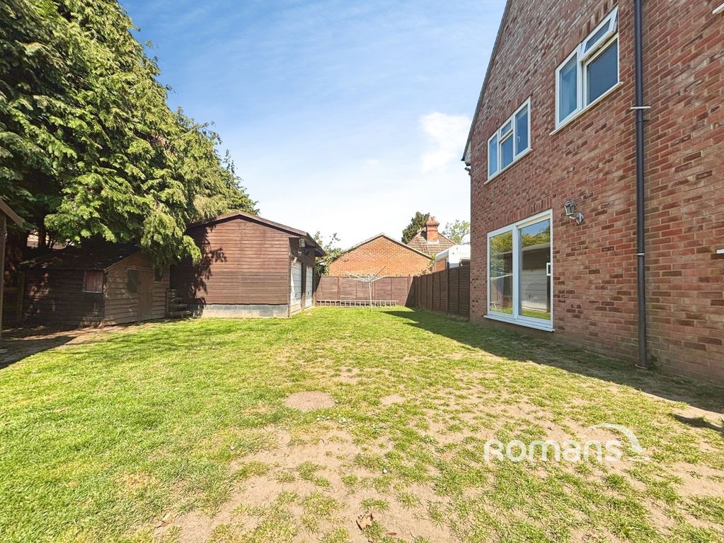 Additional image 4 of 4 bed semi-detached house for saleMoulsham Copse Lane, Yateley, Hampshire GU46
