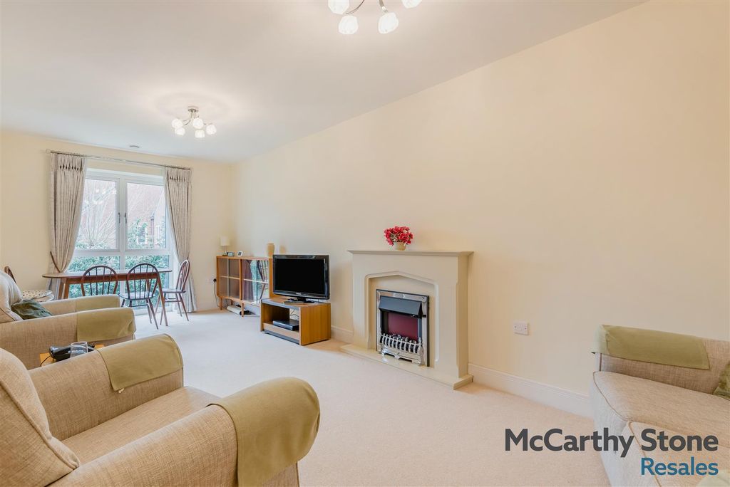 Additional image 6 of 2 bed flat for saleFrancis Court, Barbourne Road, Worcester WR1