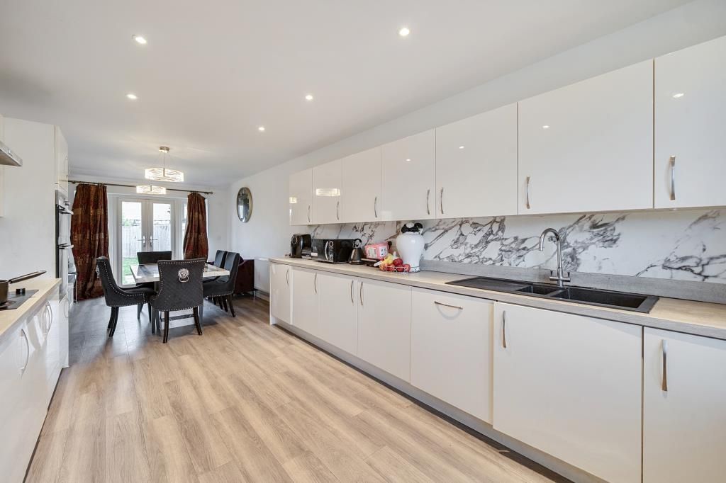 Additional image 2 of 5 bed detached house for saleMary Ellis Way, Witney OX29