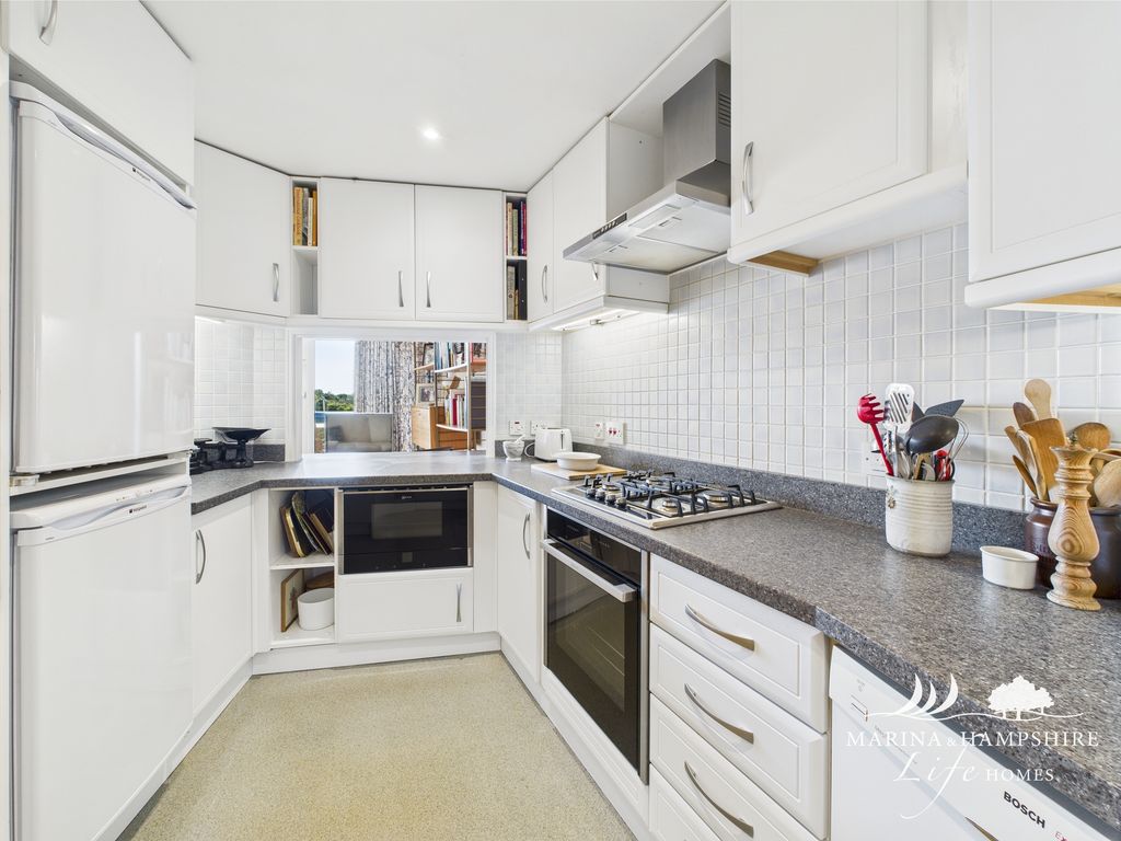 Additional image 8 of 2 bed flat for salePort Way, Port Solent, Portsmouth PO6