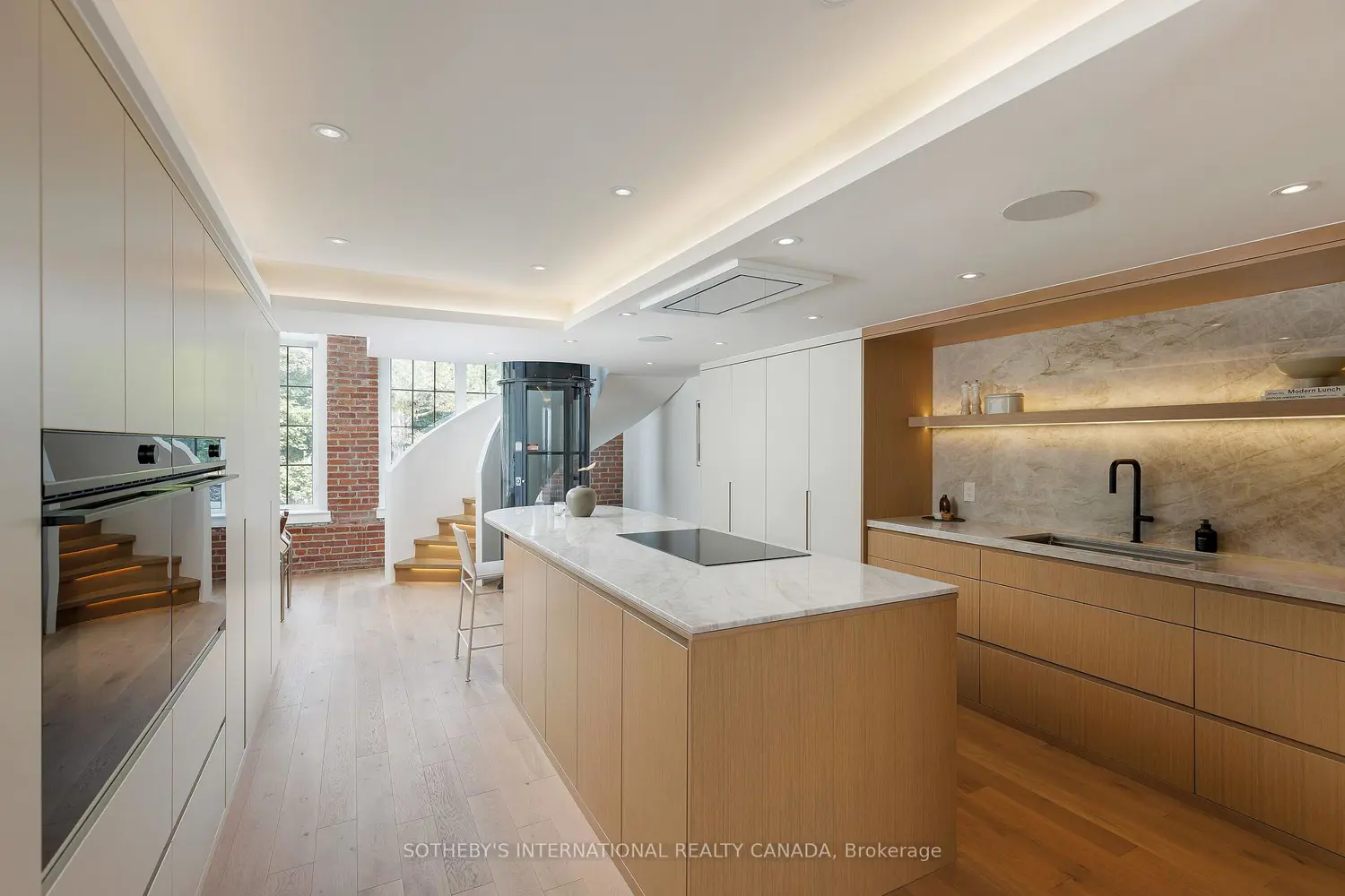 Additional image 3 of 1100 Lansdowne Avenue 339