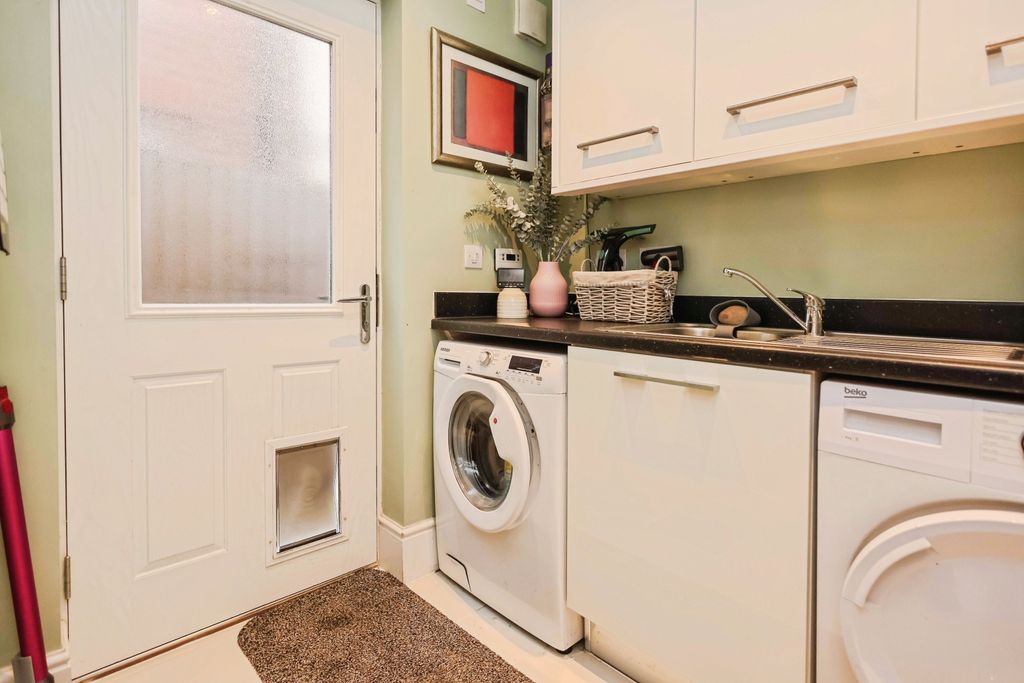Additional image 13 of 4 bed detached house for saleIngram Avenue, Worcester WR2