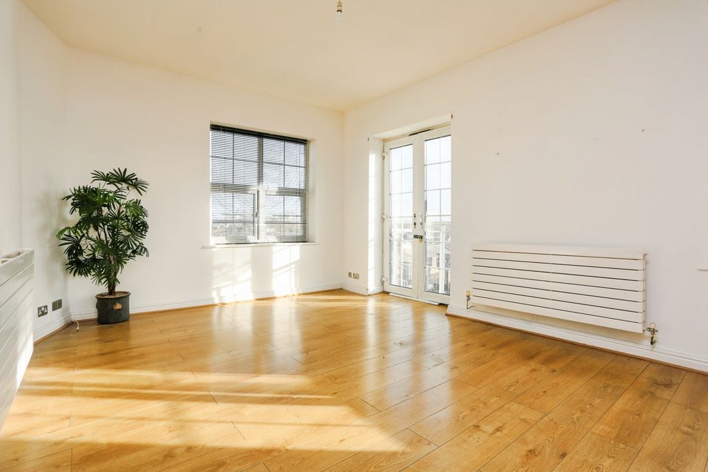 Additional image 17 of 2 bed flat for saleFosse Road North, Leicester, Leicestershire LE3