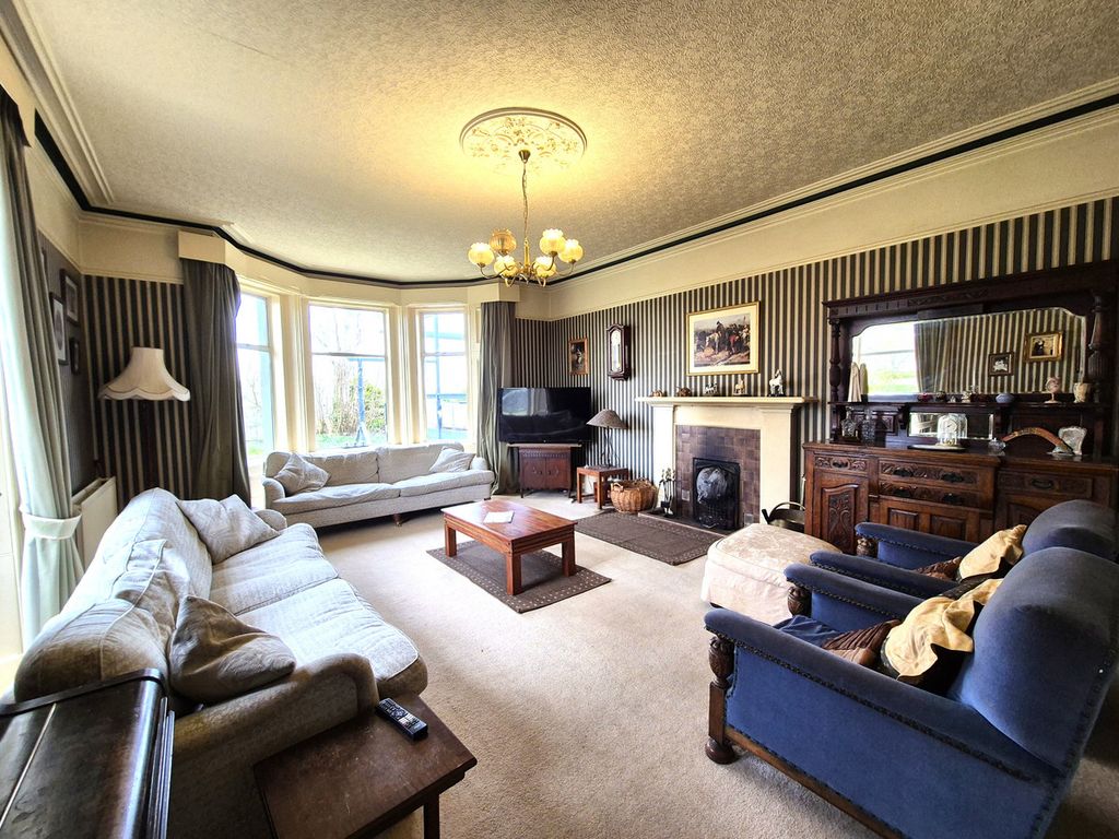 Additional image 3 of 6 bed detached house for saleGeorge Street, Wick KW1